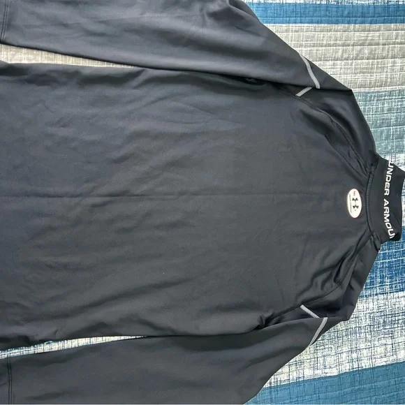 Under Armour Black cold gear High-Collar Top- men’s Medium - Picture 3 of 5